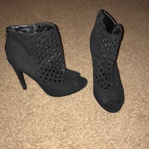 Black open toe heels